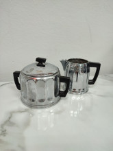 Молочник и сахарница