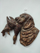 Барельеф «Собака с Уткой»